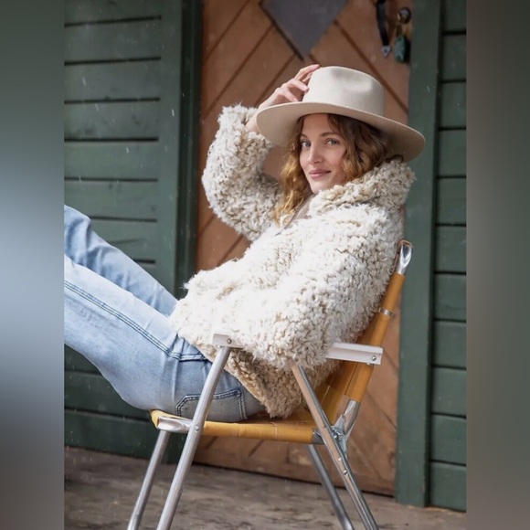 NWT Anthropologie Brenna Faux Fur Coat in Taupe Size XL - Picture 5 of 11